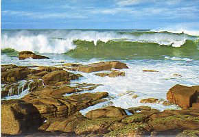 Tarjeta Postal: 3.633. GALICIA. Rompeolas en la costa.