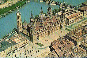 Tarjeta Postal: 2002. ZARAGOZA. El PIlar y el ro Ebro, vista area.