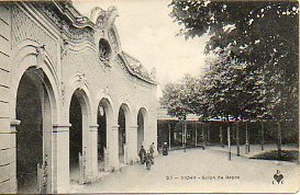 Tarjeta Postal: 37. VICHY. Salon de Repos.