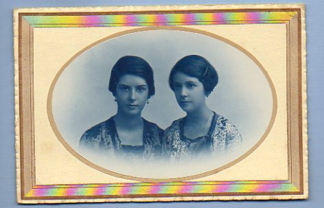 Antigua Fotograf�a: DOS MUCHACHAS.