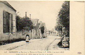 Tarjeta Postal: 605. BARBIZON. Rue avec la Maison du Peintre J.-F. Millet,  sa mort (1875).